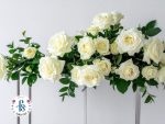 cách cắm hoa hồng để bàn đám cưới