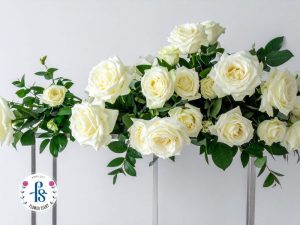 cách cắm hoa hồng để bàn đám cưới