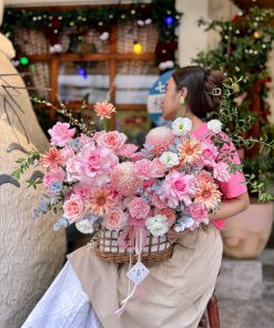 Giỏ Hoa Tươi Yêu Thương Gửi Trao