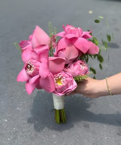 Hoa Cưới Cầm Tay Duyên Ngọc