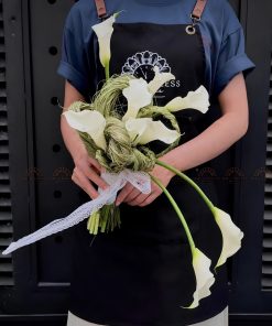 Hoa Cưới Cầm Tay First Kiss