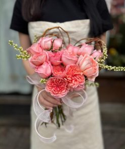 Hoa Cưới Cầm Tay Nguyện Ước Trăm Năm