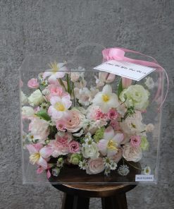Hộp Hoa Mica Vẻ Đẹp Mong Manh