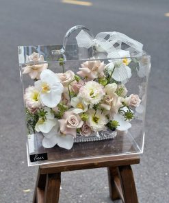Hộp Hoa Mica Vẻ Đẹp Rực Rỡ